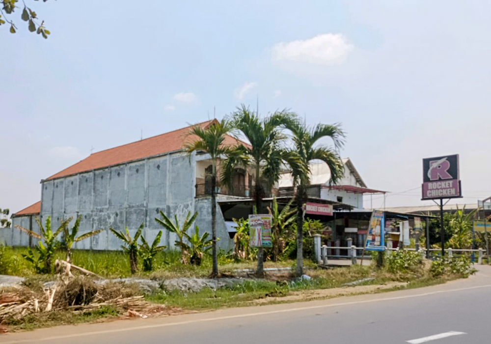RUMAH DI KAB. JOMBANG - NPL227-4 - foto 4